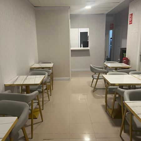 Air Hostel Capsules Airport Gava Ngoại thất bức ảnh